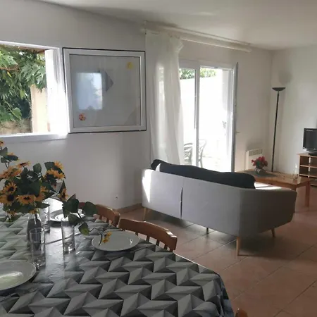 Rouvenac بيت للعطل Trilla